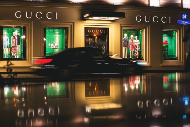 2024-08-23	
中國遊客購買 Gucci，使日本成為全球奢侈品市場疲軟中的例外。...